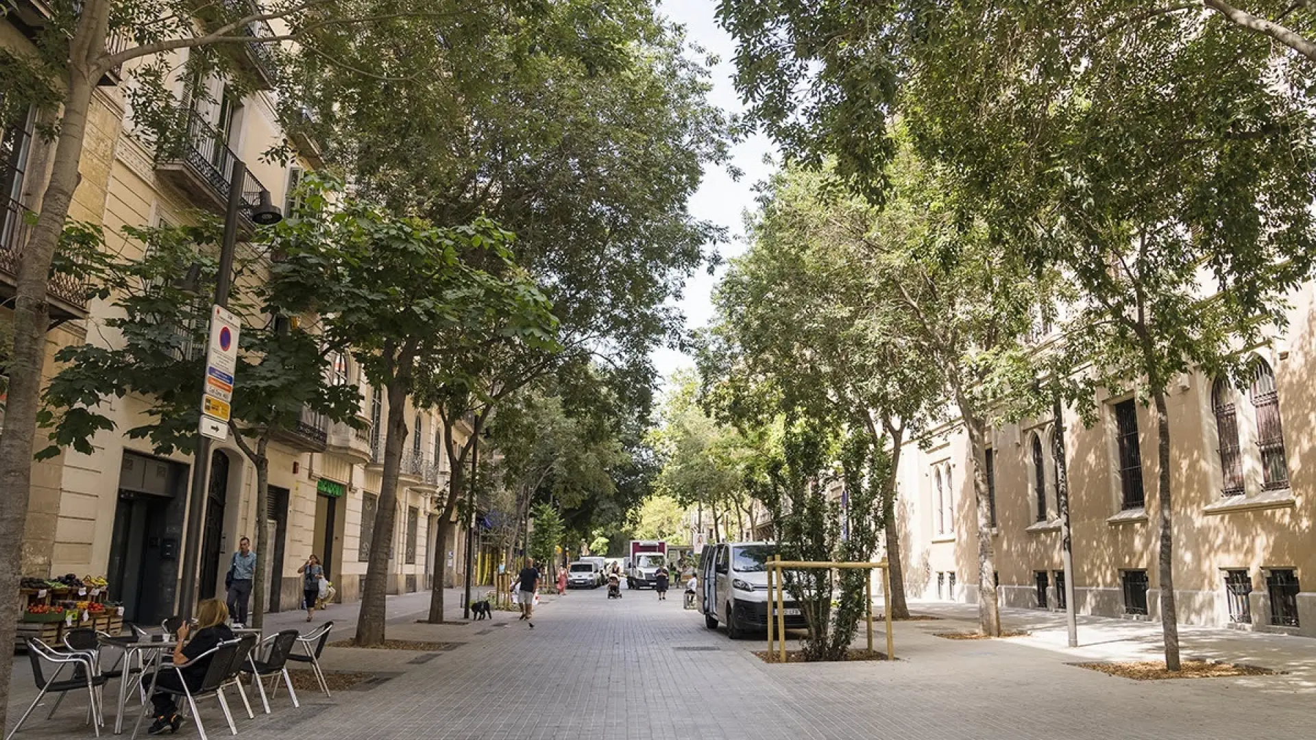 Barselona'nın Yeşil Aksları: Eixample'da Yeni Bir Şehir Yaşamı Doğuyor