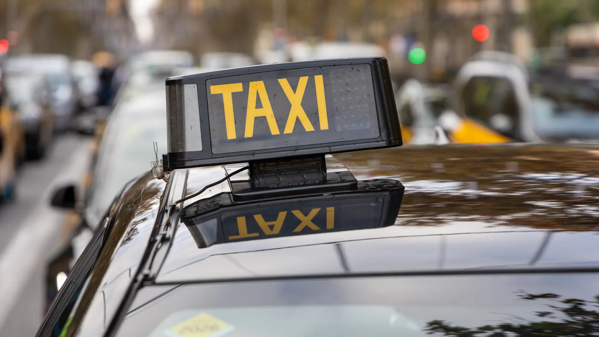 Barselona'da Taksi Sektöründe Yeni Dönem: VTC Lisansları Aşamalı Olarak Kaldırılıyor