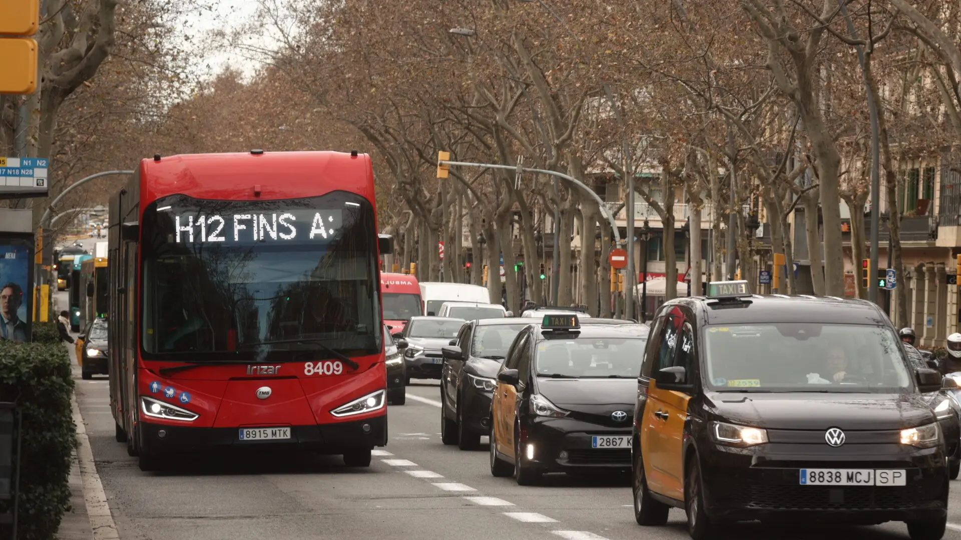 Barselona'da H12 Otobüs Hattı Güzergahı Gran Via'daki Çalışmalar Nedeniyle Değişiyor
