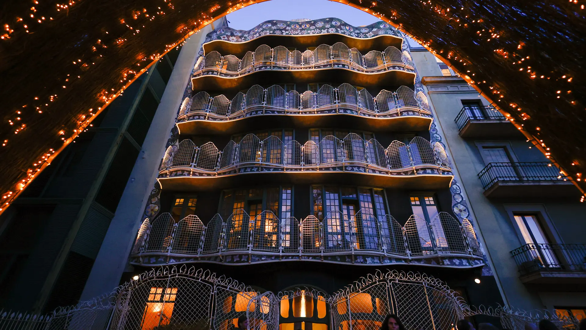 Antoni Gaudí: Doğadan İlham Alan Geometri ve Mimaride Devrim
