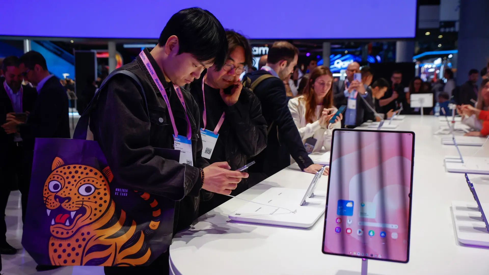 Savaşın Gölgesinde MWC: Orta Doğu Gerilimi Barselona Kongresini Etkiliyor