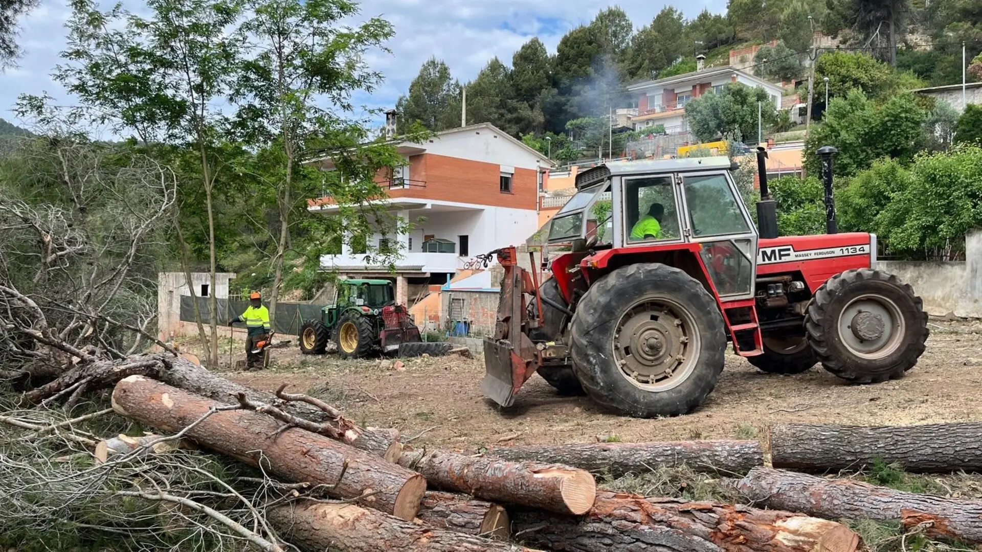 Barselona'dan Yangınlara Karşı 2 Milyon Avroluk Kalkan: 57 Yerleşim Yeri Korunacak