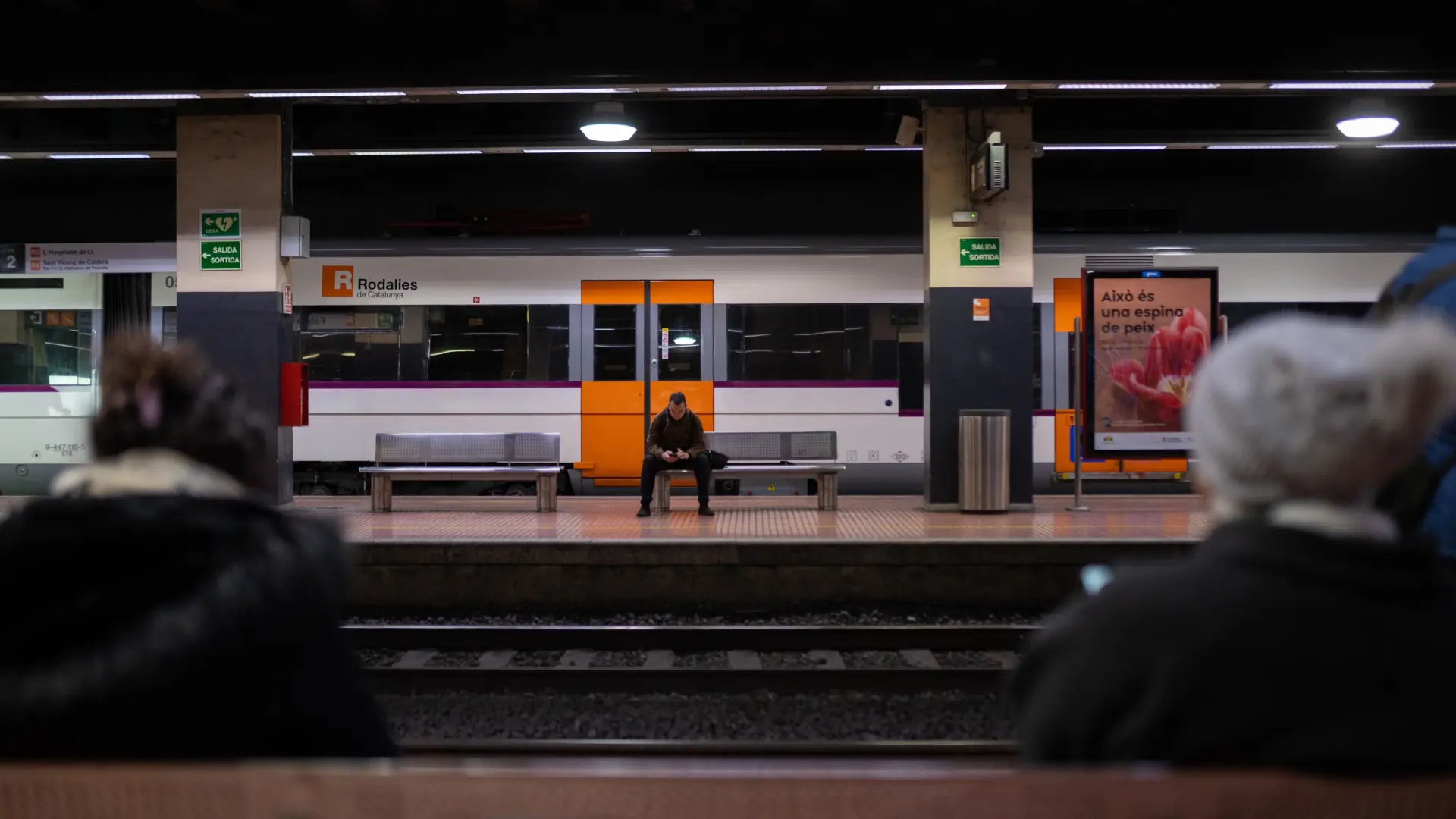 Katalonya'da Rodalies Treni Altında Kalan Bir Kişi Hayatını Kaybetti: Seferler Aksadı