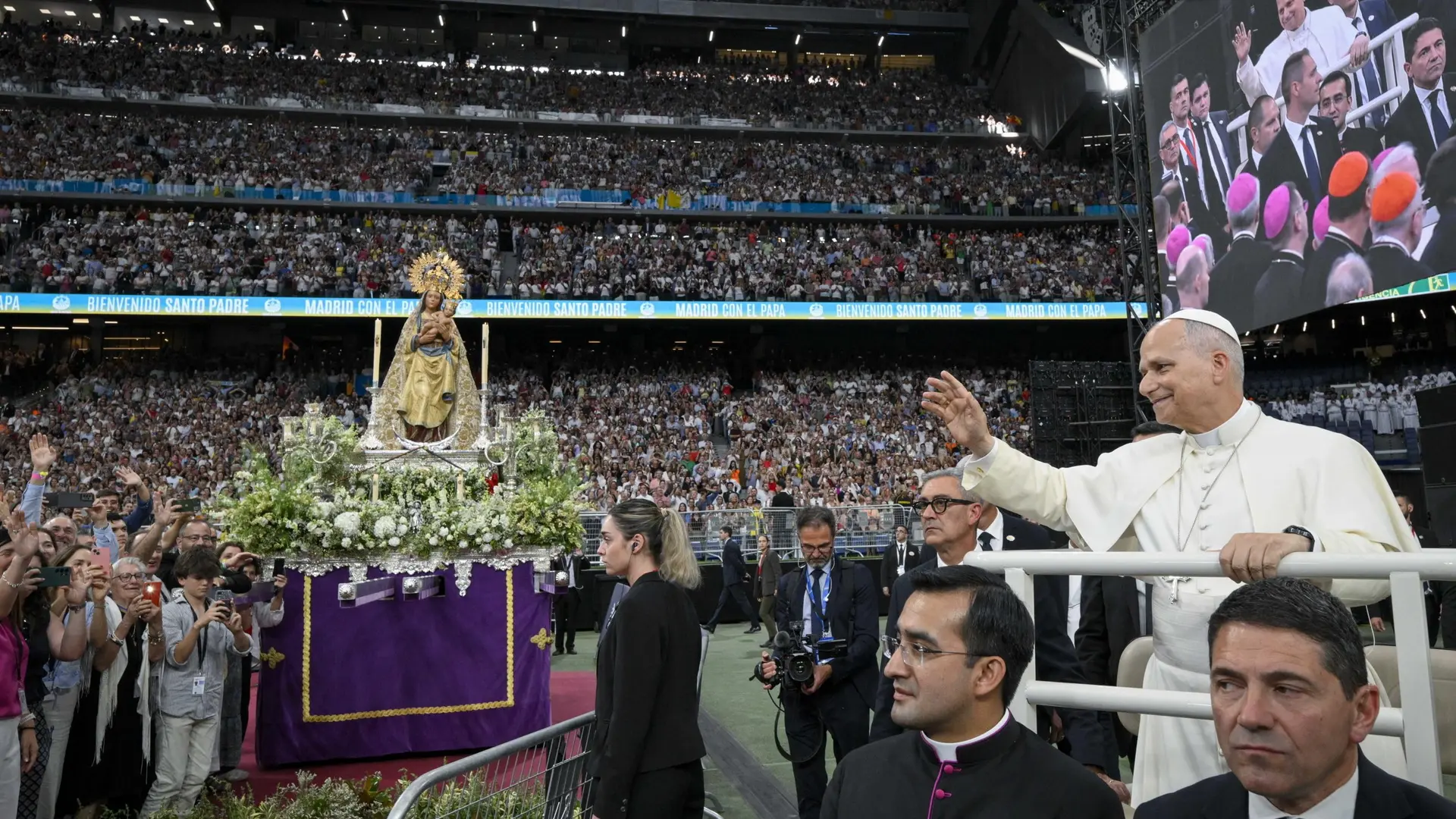 Papa'nın İspanya Ziyareti Zirveye Çıkıyor: Madrid'den Barselona'ya Yoğun Gündem
