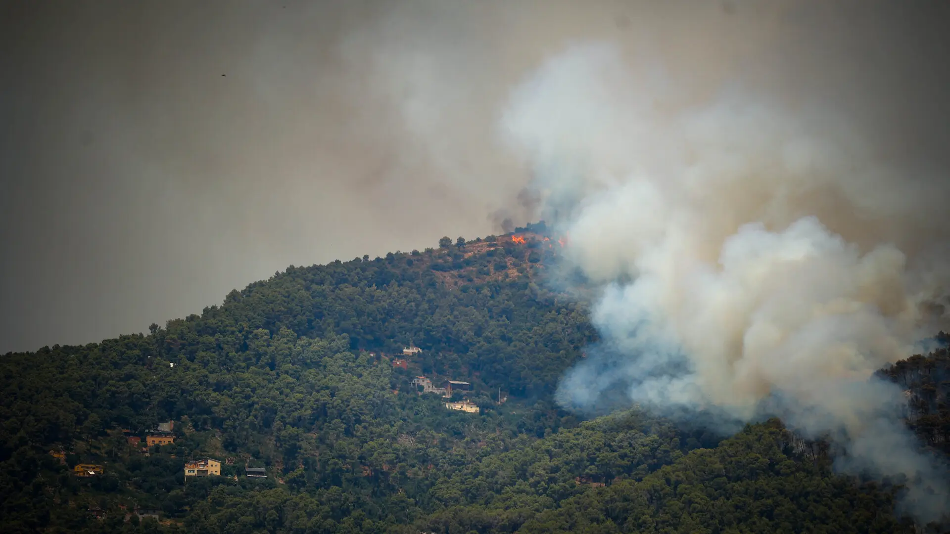 Katalonya Yangınlarında Kısa Süreli Nefes: Yeni Sıcak Hava Dalgası Tehdidi