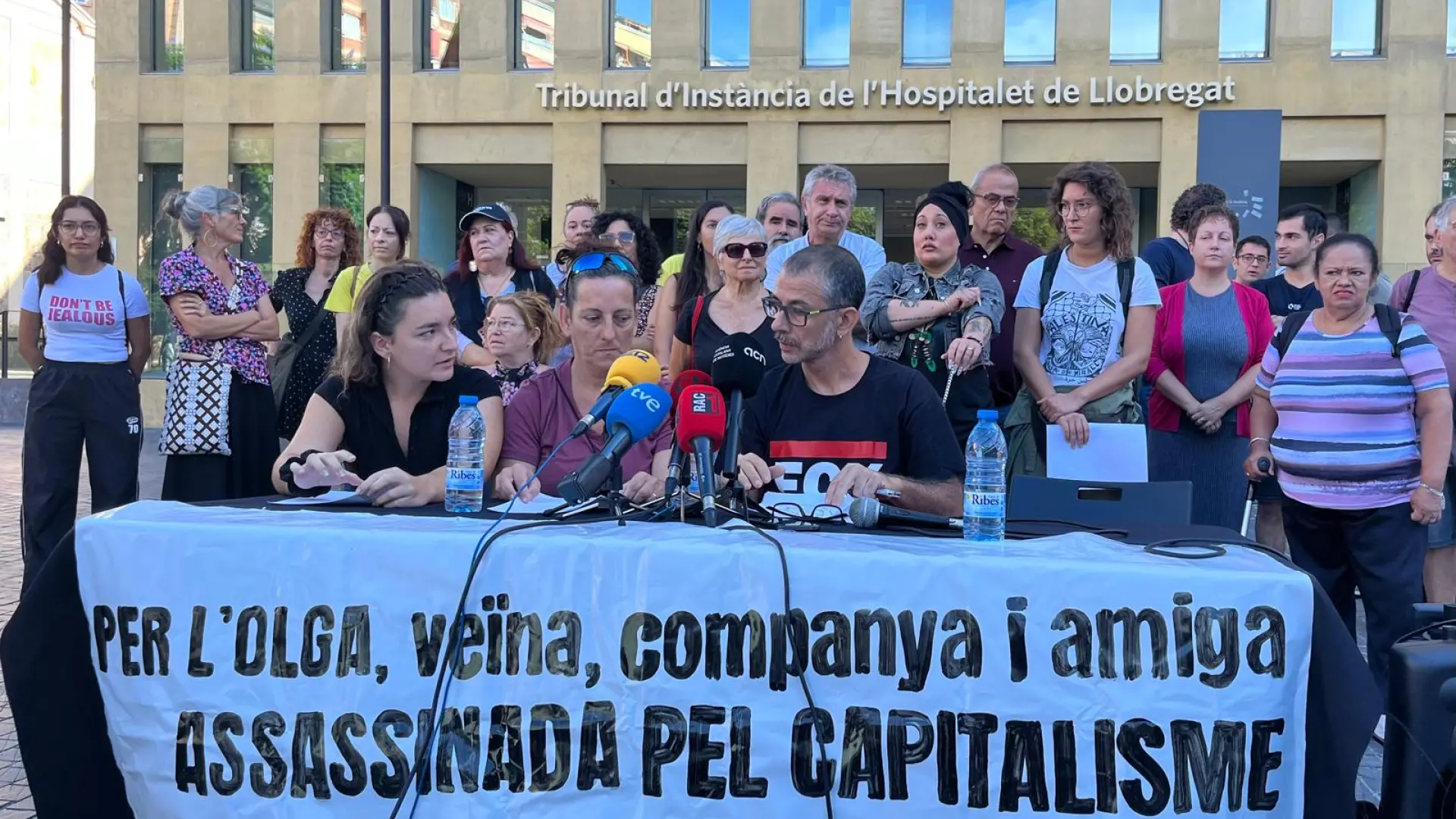 Barselona'da Evinden Tahliye Edilen Kadın Canına Kıydı: Konut Krizi ve İnsanlık Dramı
