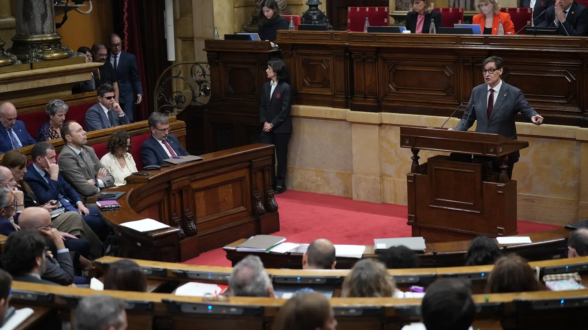 İspanya'da Konut Krizi Derinleşirken, Katalonya Kamu Konutlarını Artırmak İçin