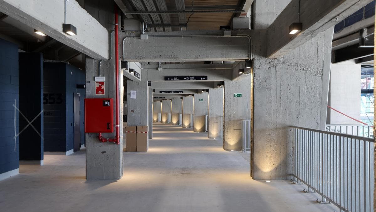 Camp Nou'da Bir İlk: Tribünler Arası Sınırlama Kaldırıldı