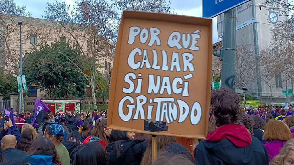 8 Mart 2026: Barselona'dan Yükselen Feminist Sesler ve Talepler