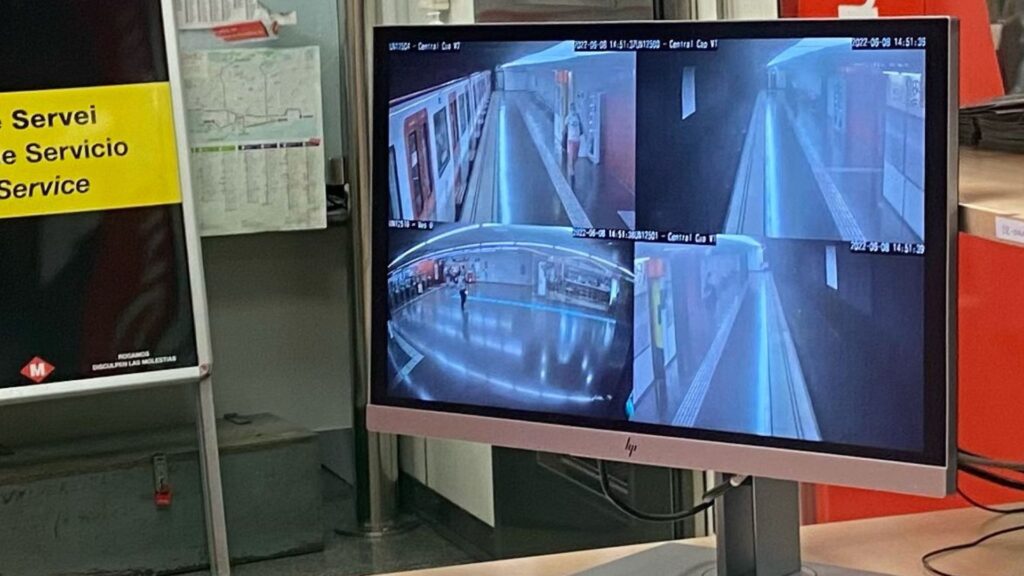Barselona Metrosu'nda Suç Oranları Yüzde 34 Azaldı: Güvenlik Önlemleri Meyve Veriyor