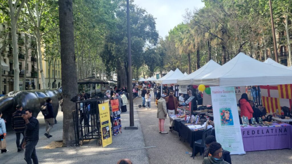 Barselona Sant Jordi 2025: Ciutat Vella'da Edebiyat ve Güller Bayramı!