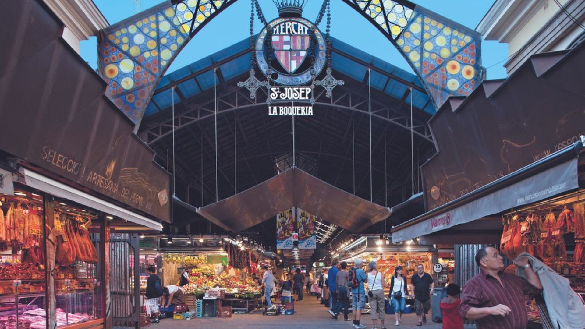 Barselona'nın İkonik Boqueria Pazarı'nda Geciken Yenileme ve Kimlik Mücadelesi