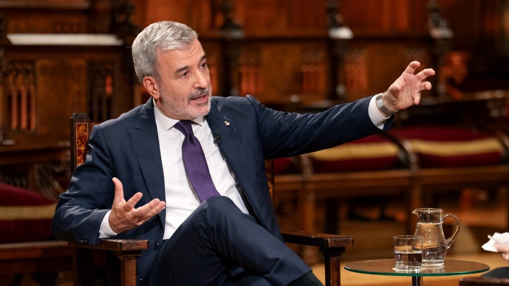 Barselona'da 2027 Yerel Seçim Rüzgarları: Halkın Belediye Başkanı Tercihleri ve