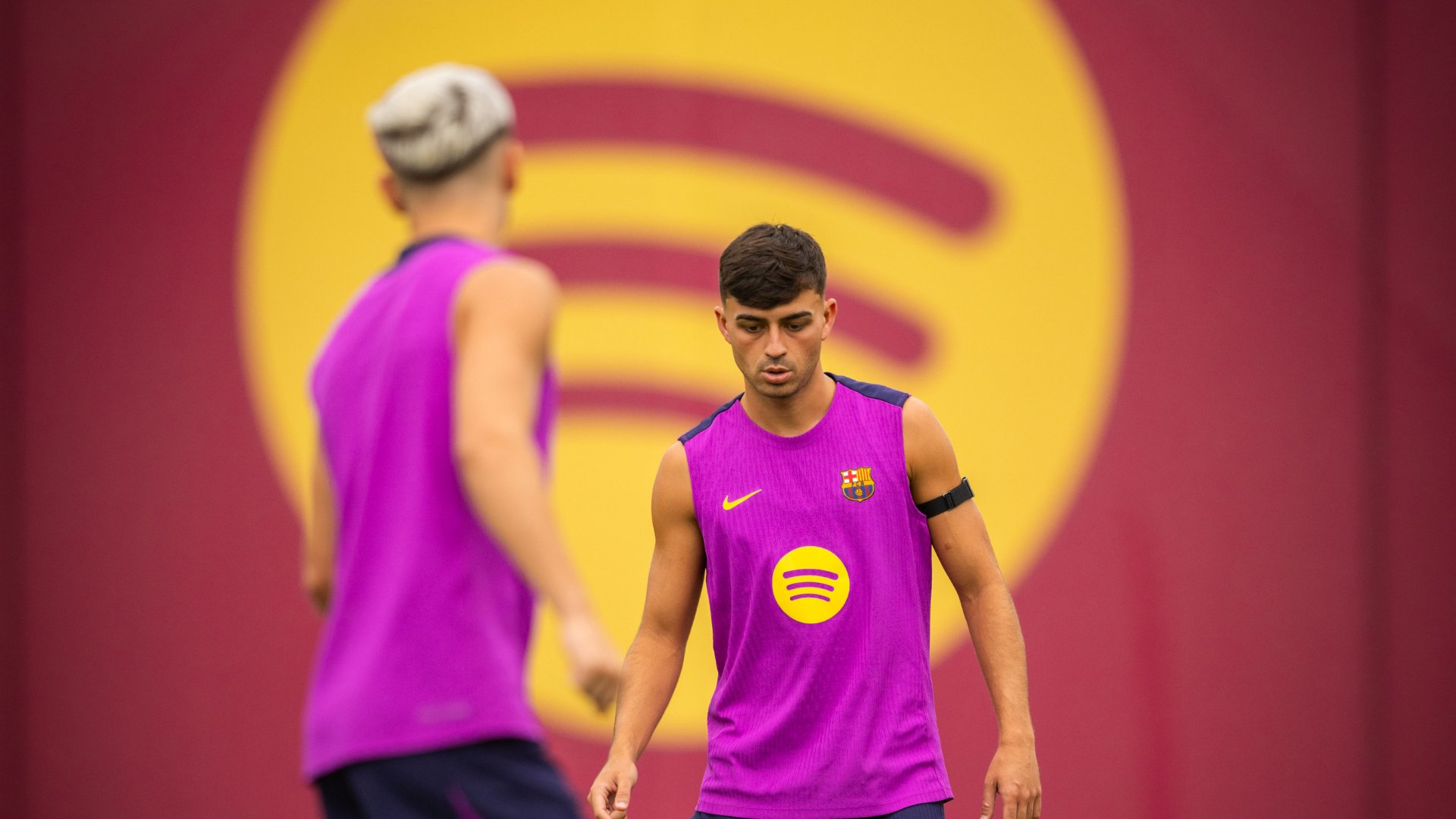 Barcelona'nın 2026-27 Sezonu Hazırlıkları Başlıyor: İngiltere Kampı Yolda!