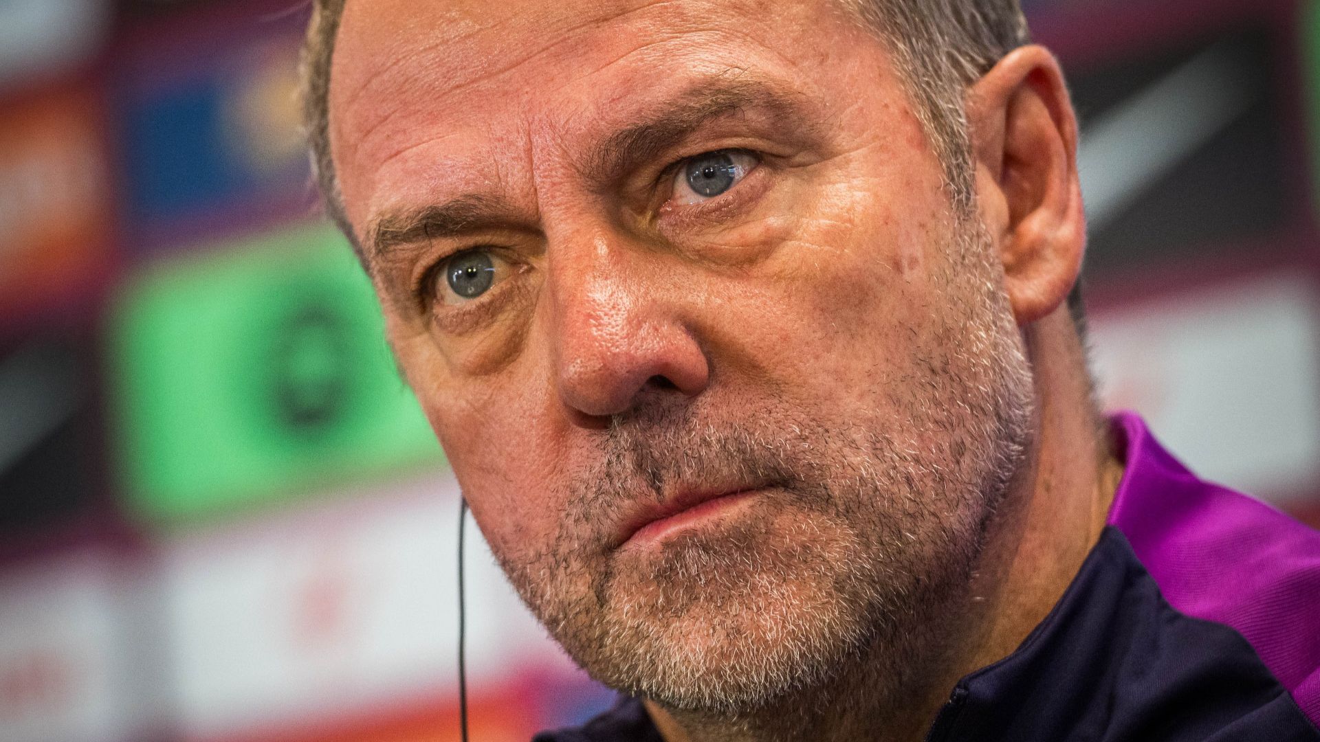 Hansi Flick'ten Xavi Espart'a Övgü ve Takıma Tutum Çağrısı