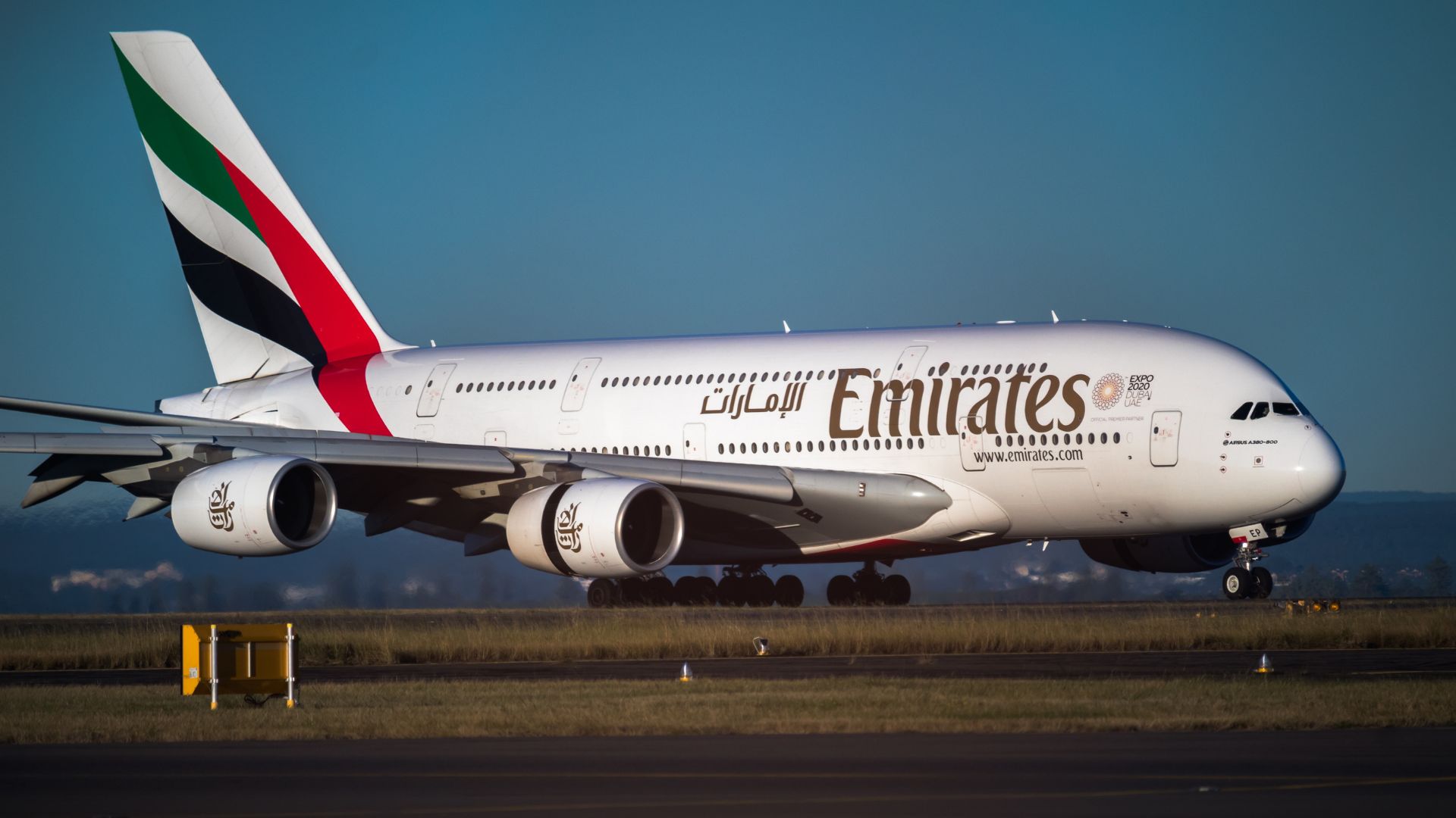 Barselonai Iria Dubai'de Mahsur: Ortadoğu Gerilimi Hava Yolculuğunu Felç Etti