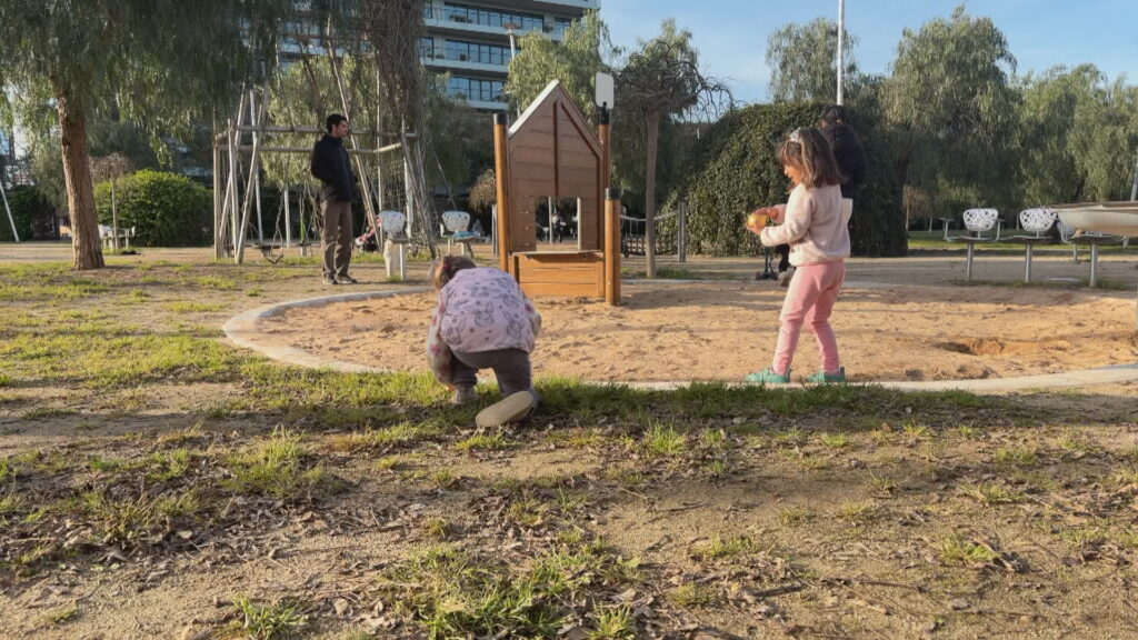 Barselona'da Köpek Tartışması: Poblenou Parkı'nda Erişim Kısıtlamaları Geliyor