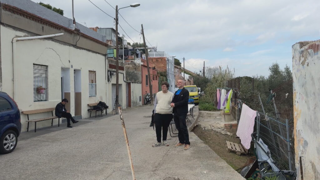 Yönetmen Claudio Zulian, Barselona'nın El Carmel Mahallesi'ni Yirmi Yıl Sonra Yeniden