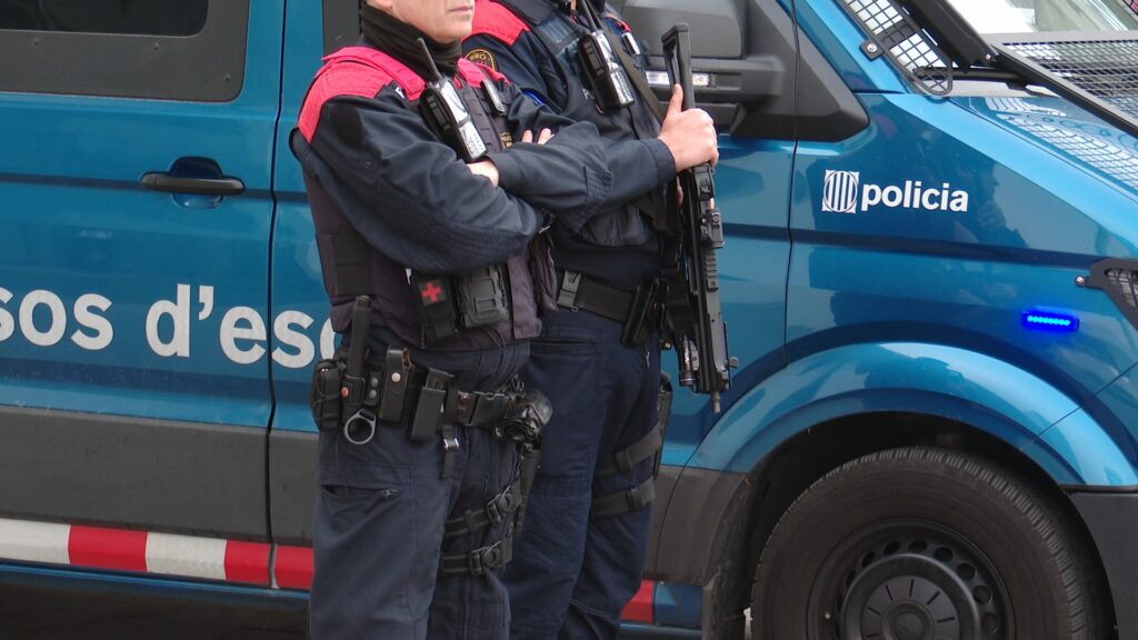 Barselona'da Güvenlik Alarmı: Mossos Sendikası Çok Yönlü Strateji Talep Ediyor