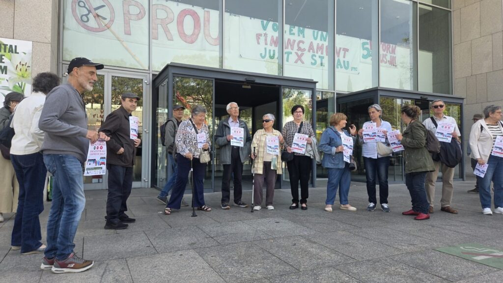 Barselona'nın Guinardó Semti'nde Kritik Talep: Sağlık Merkezlerine Yakın Otobüs Durakları