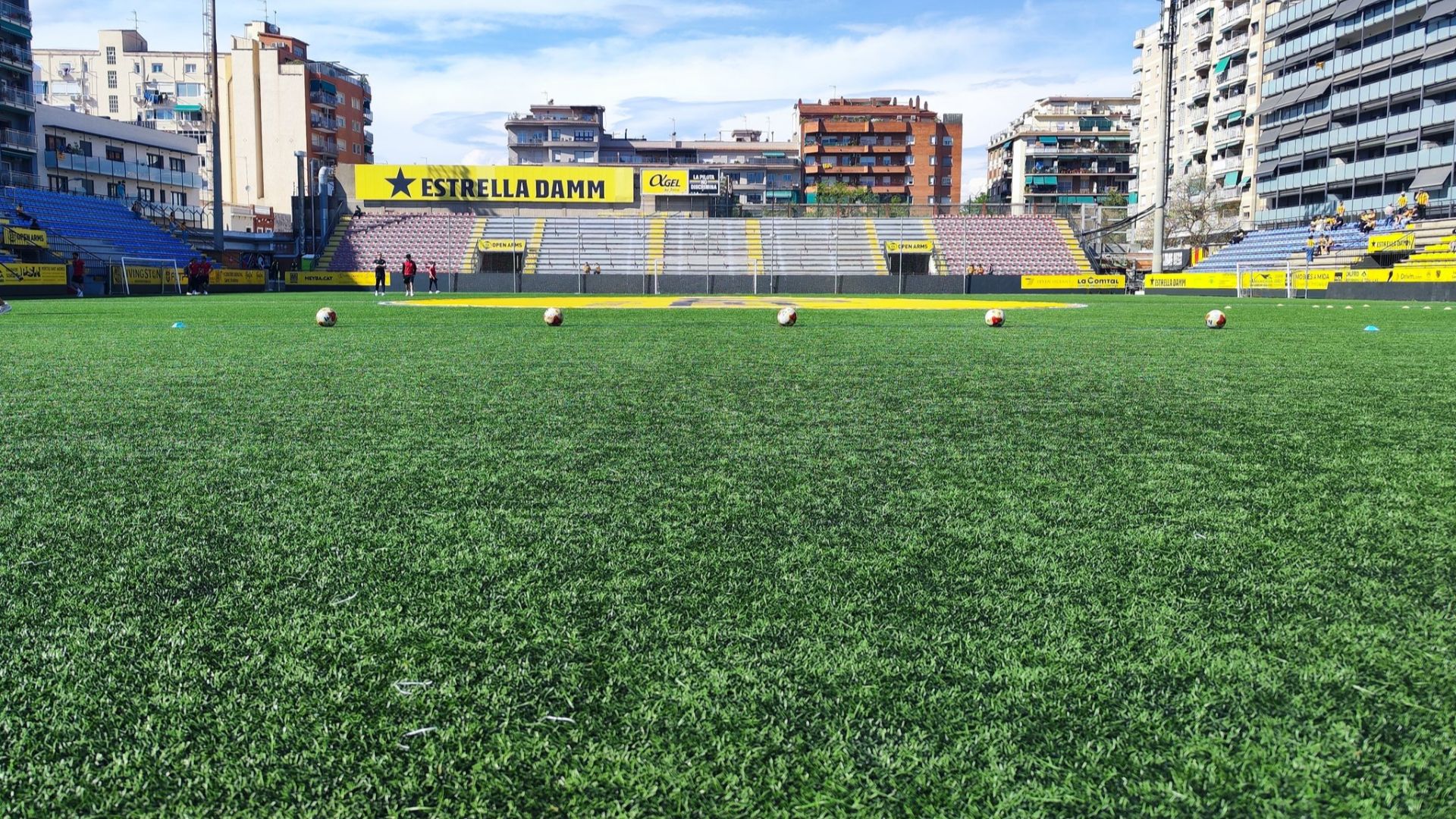 Sant Andreu'yu Bekleyen Değişim: Narcís Sala'da Doğal Çim İçin Geçici Sürgün