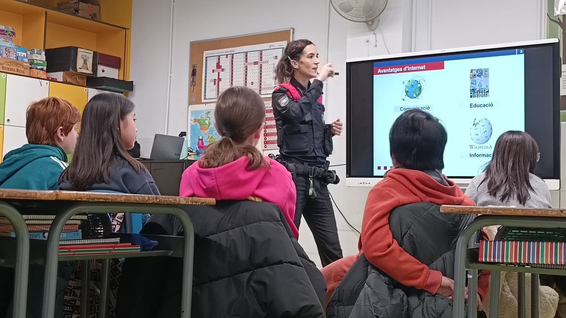 Mossos'tan Eğitim Kurumlarına Polis Yerleştirme Tartışmasına Yanıt: "Eğitimcinin
