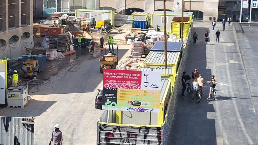 Barselona'da MACBA Genişlemesine Karşı Raval Sakinlerinden Kültür Dünyasına Çağrı