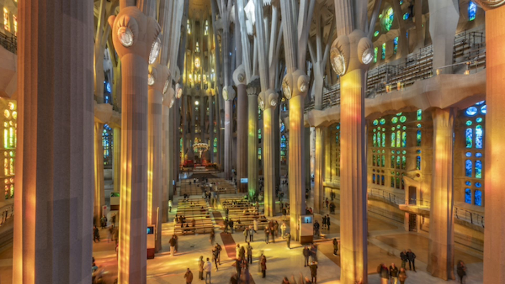 Sagrada Família: Barselona'nın Bitmeyen Şaheseri ve Küresel Bir Sembol