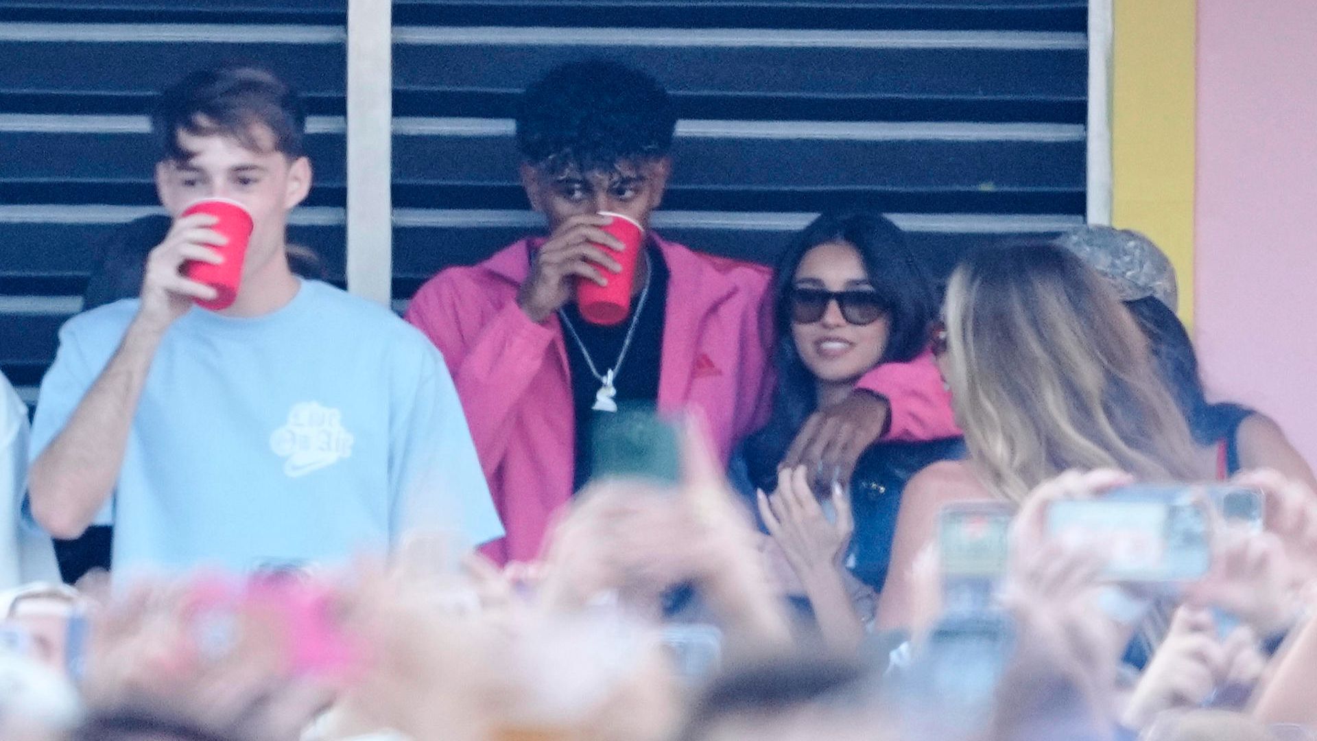 Barça Yıldızları Bad Bunny Konserinde Coştu: Sezon Sonu Disiplini Tartışması