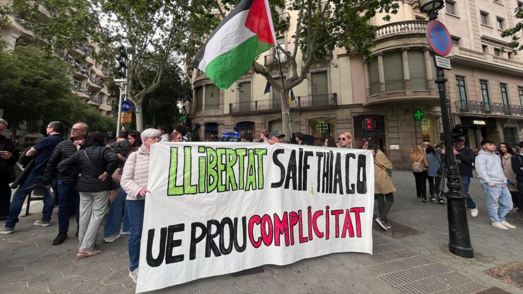 Barselona'da Filistin Flotillası Aktivistleri İçin Büyük Protesto: İsrail'e Serbest