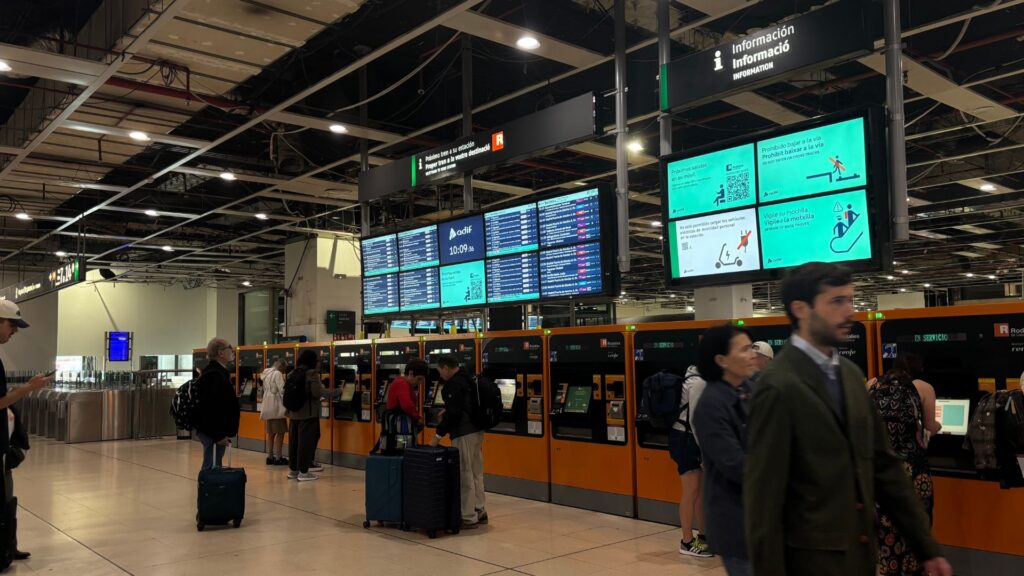 Rodalies'te Ücretsiz Bilet Dönemi Sona Erdi: Kullanıcılardan Büyük Tepki, "Belirsizlik