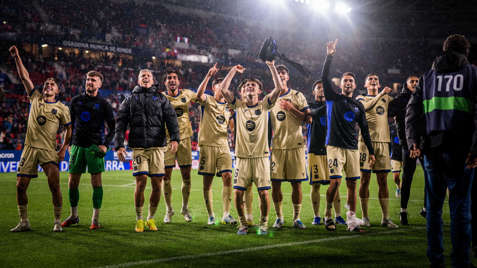 Hansi Flick'in Barcelona'sı Tarihi Yüz Puan Hedefine Koşuyor: La Liga'da Yeni Bir