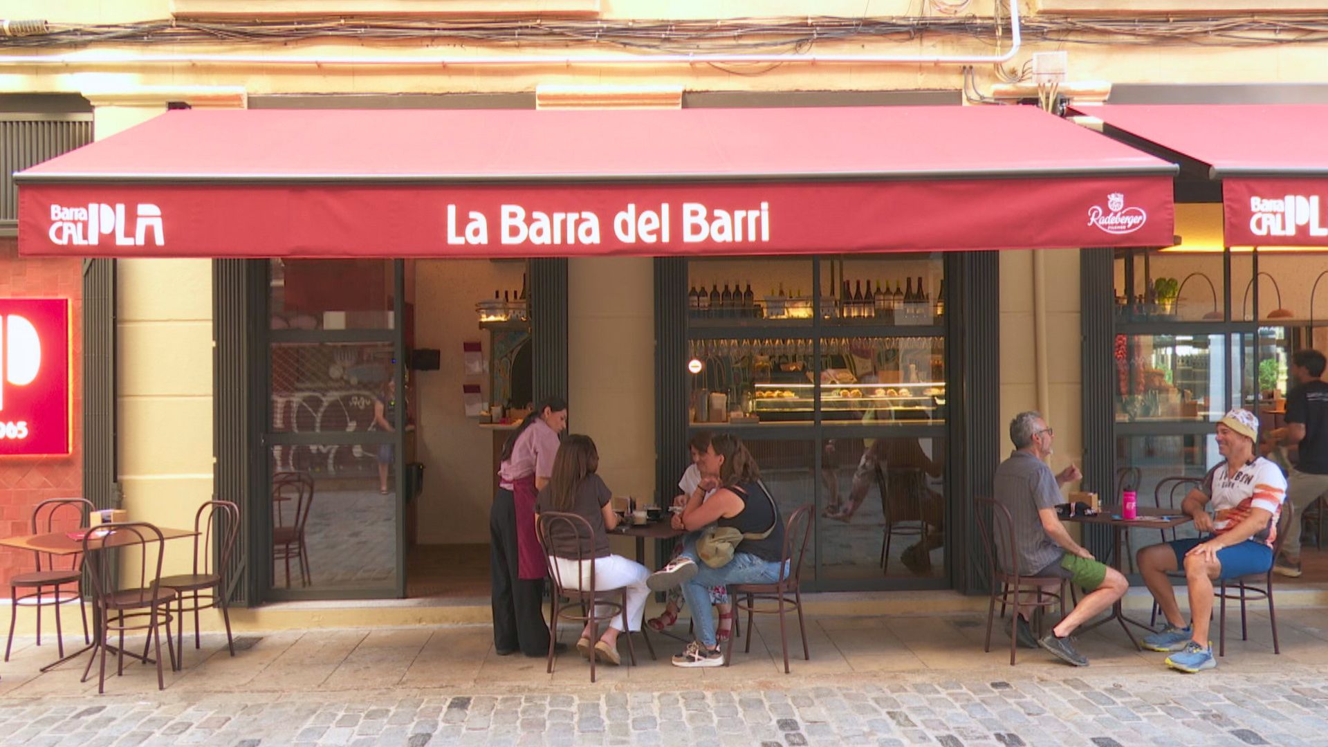 Barselona'da Pazar ve Bar Kültürünün Buluştuğu Nokta: Barra Cal Pla 1965 Yeniden Canlandı