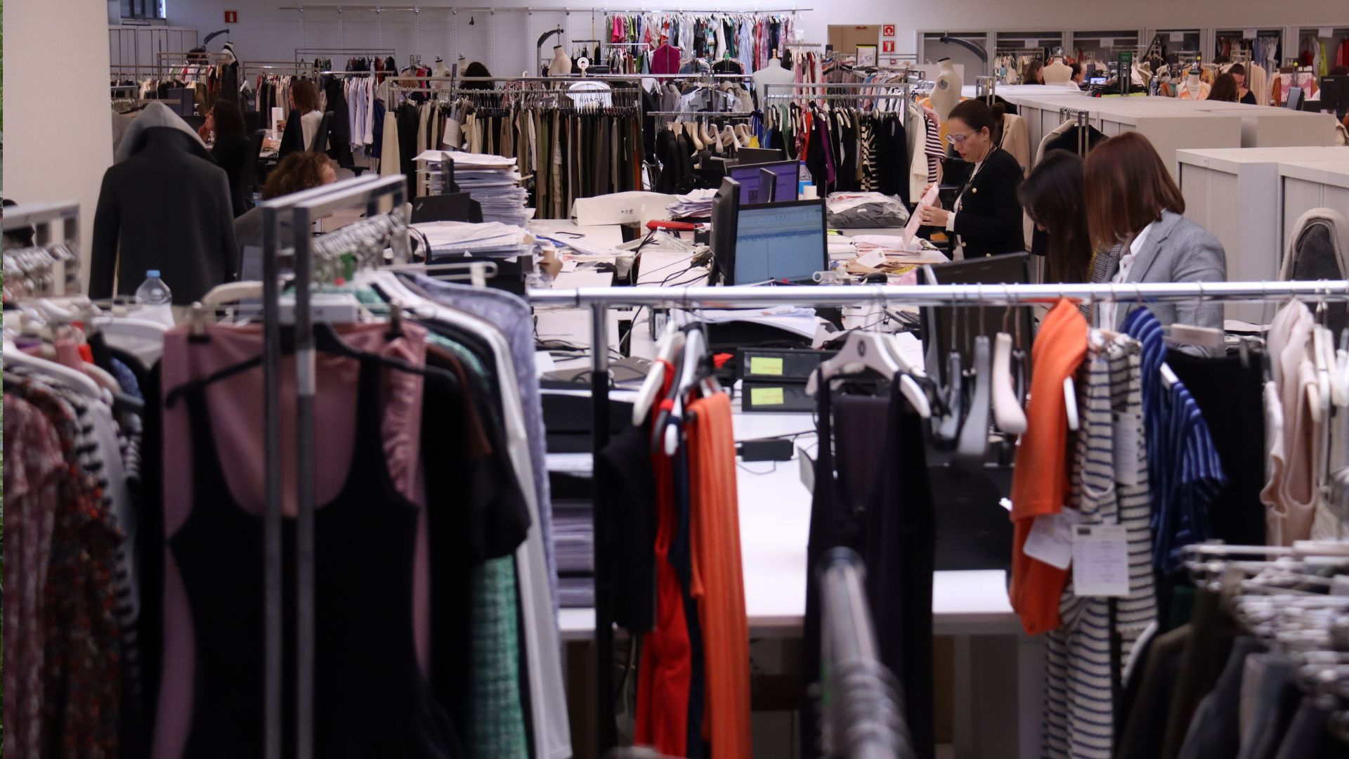 Mango'dan Rekor Gelir: İlk Altı Ayda 1.852 Milyon Euro Ciroya Ulaştı