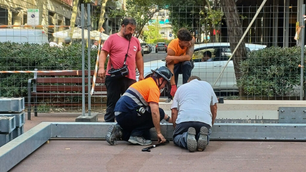 Barselona'da Akıllı Çözüm: Gölge Yapıları Geri Dönüşümle Şehre Nefes Aldırıyor
