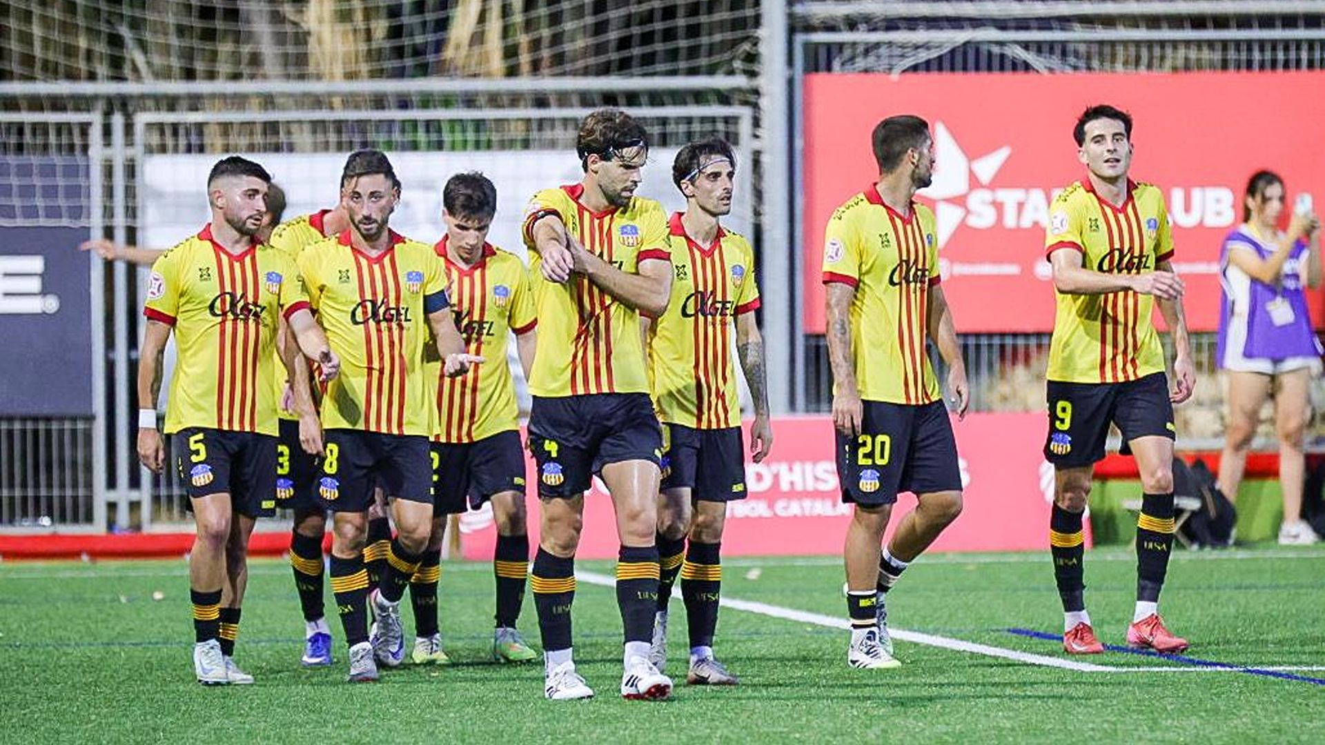 **Sant Andreu-Terrassa Dostluk Maçı Seyircisiz: betevé Canlı Yayınla Futbolseverlere