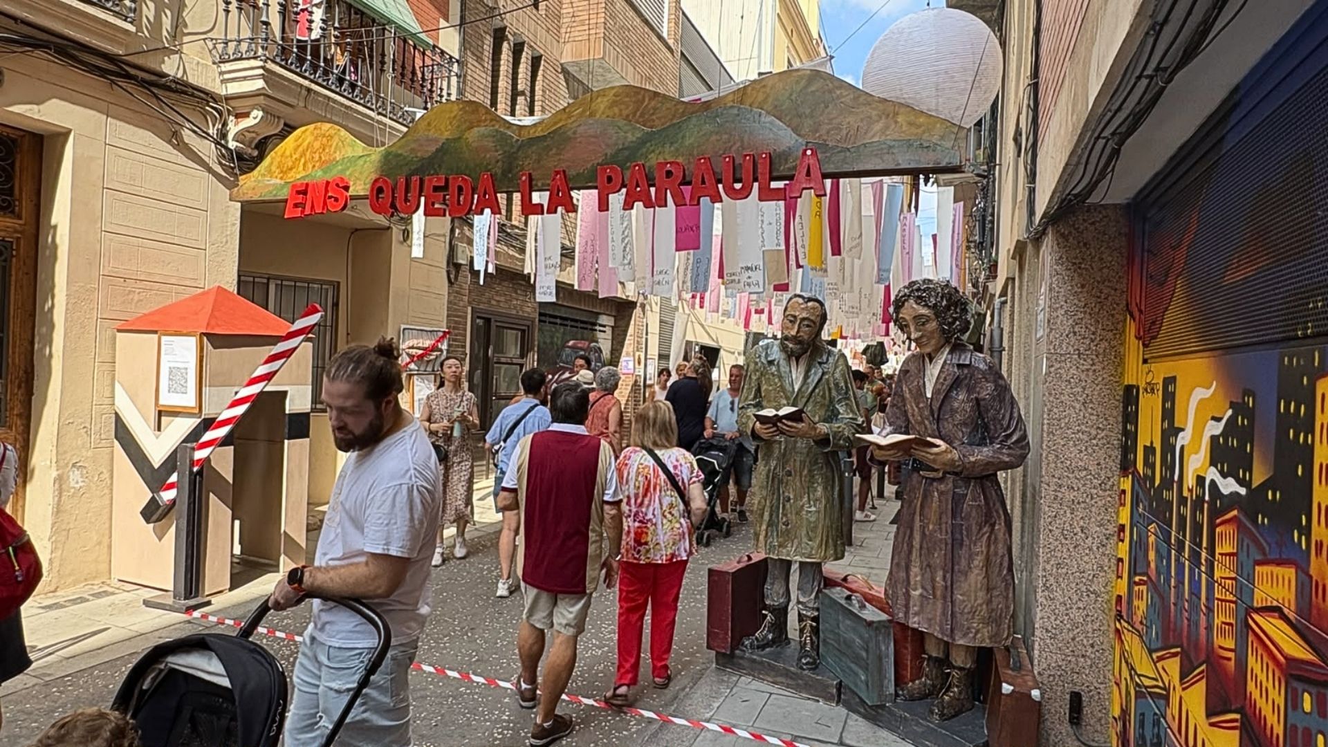 Barselona Gràcia Festivali'nde 'Sakin Gece': Eğlence ve Huzurun Dengesi