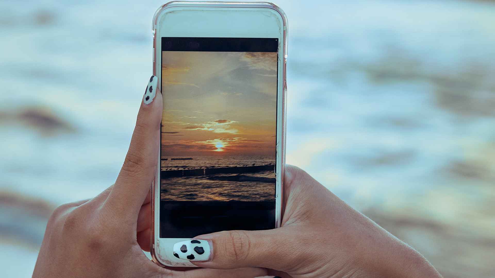 Güneş Tutulmasını Cep Telefonuyla Çekmeyin: Uzmanlar Neden Uyarıyor?