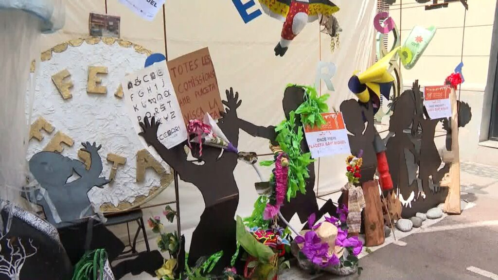 Barselona'nın Gràcia Festivali'nde Komşuluk Ruhu Zirvede: Şikayetlere Karşı Dayanışma