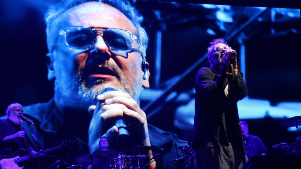 Love of Lesbian'dan Barselona'ya Gökyüzünde Duygusal Veda: Mercè Şöleni'nde Tarihi Anlar