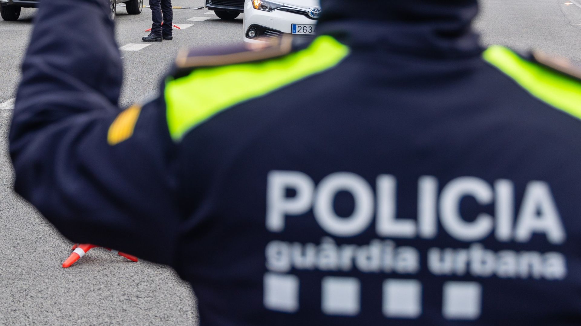 Barselona'da Feci Kaza: Motosiklet Sürücüsü Taksiyle Çarpışmada Hayatını Kaybetti