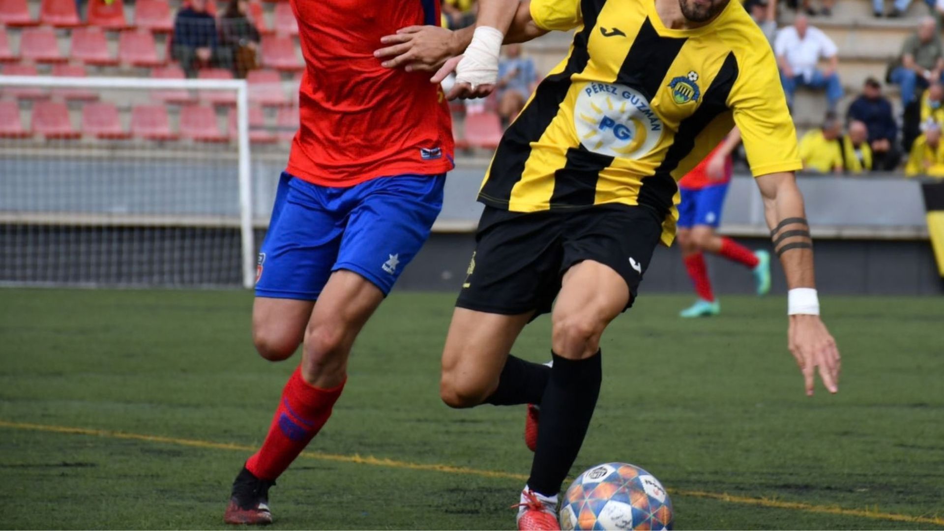Barselona Derbisi: Martinenc ve Muntanyesa Arasında Tercera RFEF Heyecanı