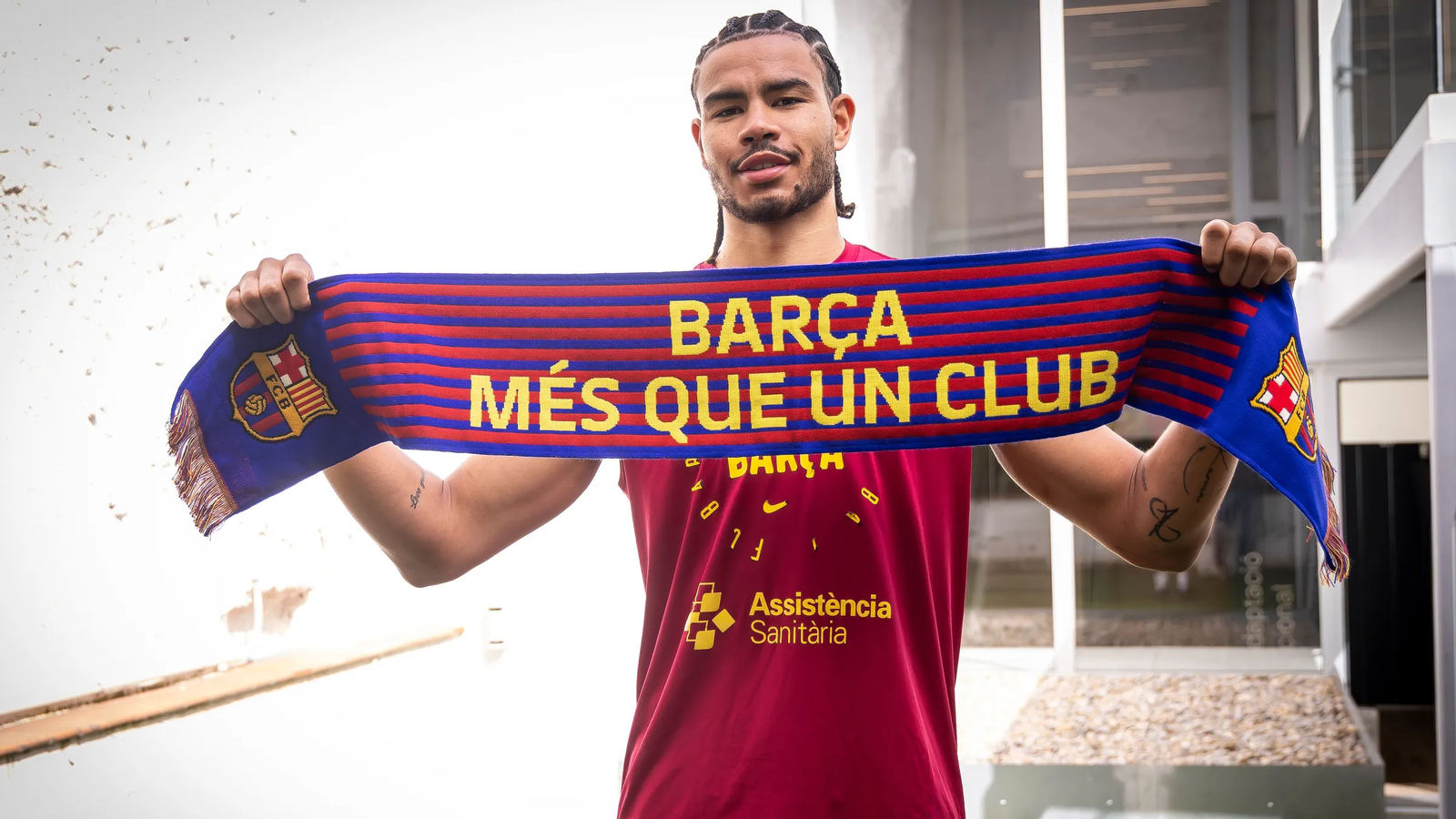 Barça Basketbol'dan İlk Bomba: Olivier Nkamhoua Katalan Devinde!