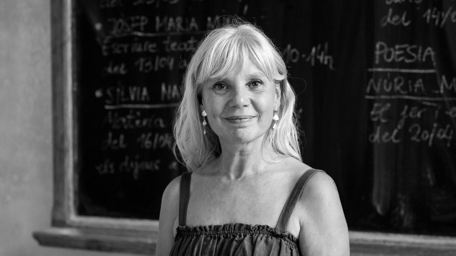 Barselona Tiyatro Sezonunun Parlayan Yıldızı: Rosa Boladeras'a Margarida Xirgu Ödülü