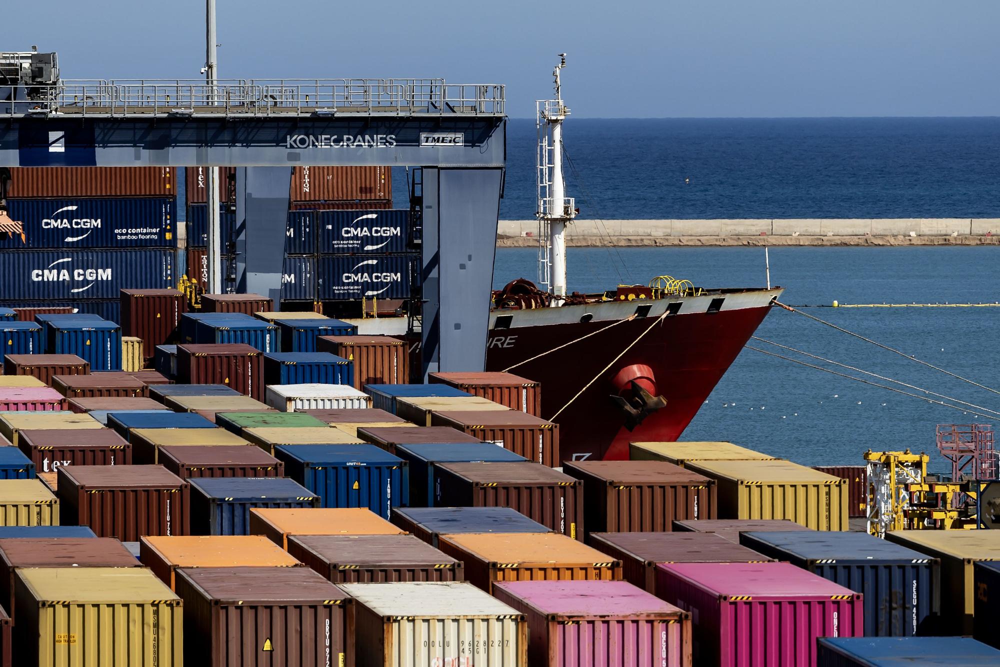 Katalonya'nın Ticaret Açığı Alarm Veriyor: 7,7 Milyar Euro Sınırı Aşıldı