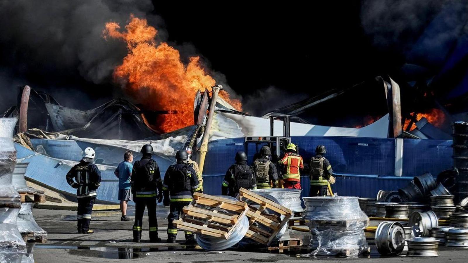 Kiev Yakınlarındaki Buça'da Mühimmat Deposuna Rus Saldırısı: En Az 27 Ölü, Büyük Yıkım