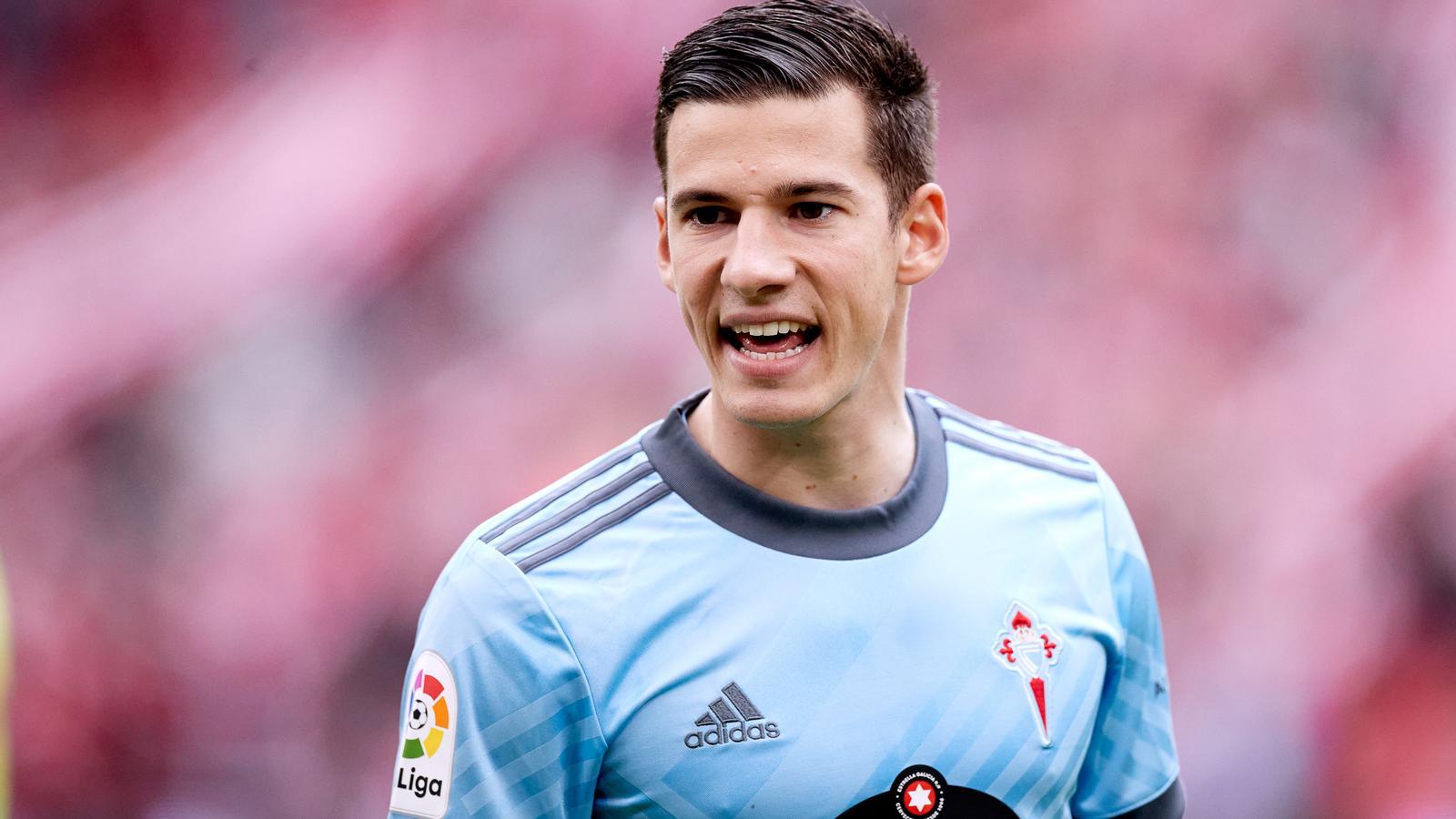 Yüksek Mahkeme, Futbolcu Santi Mina'nın Cinsel İstismar Cezasını Onayladı