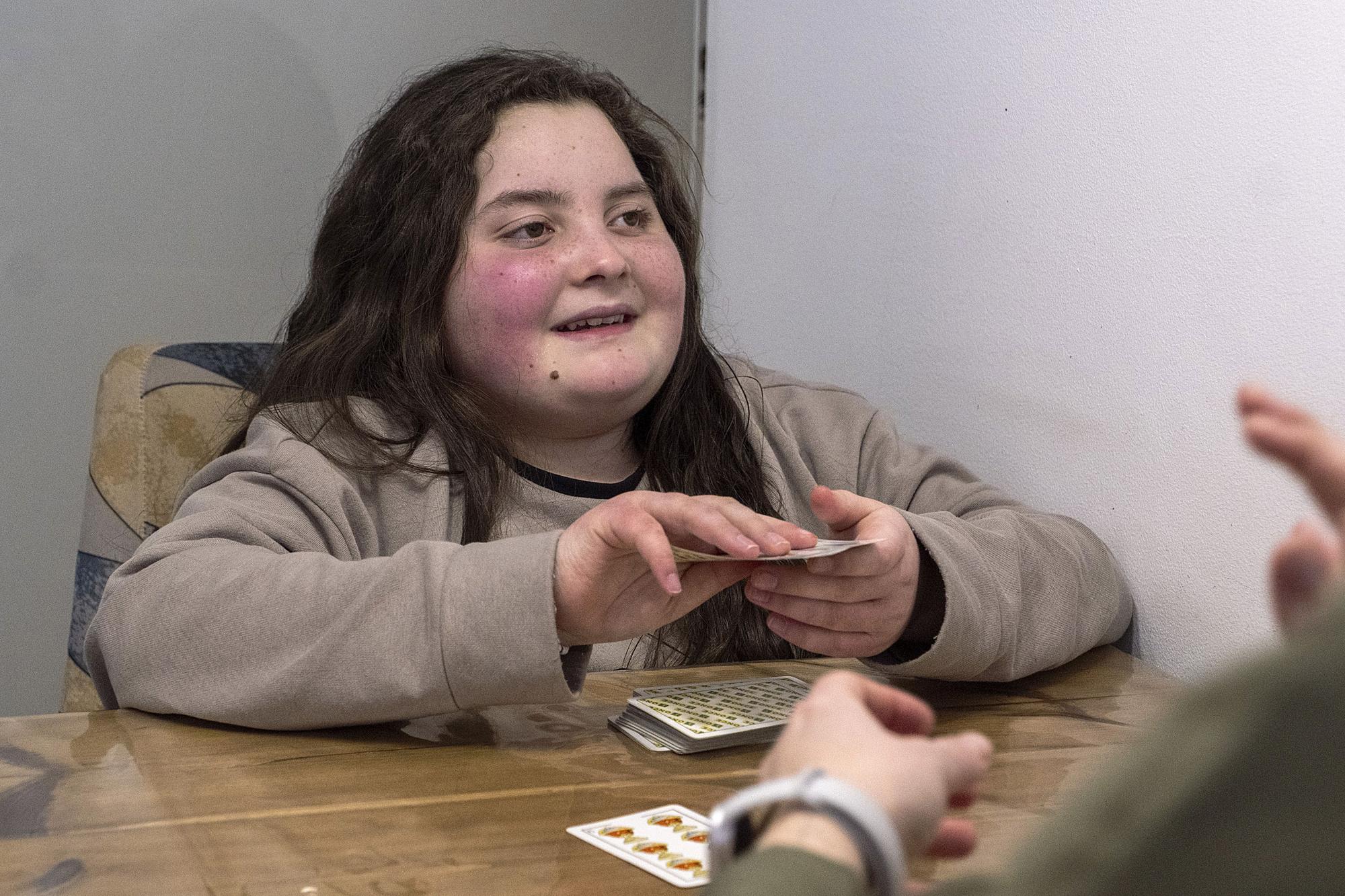 Çocukluk Kanseri Sonrası Hayata Tutunmak: Aina'nın İlham Veren Mücadelesi