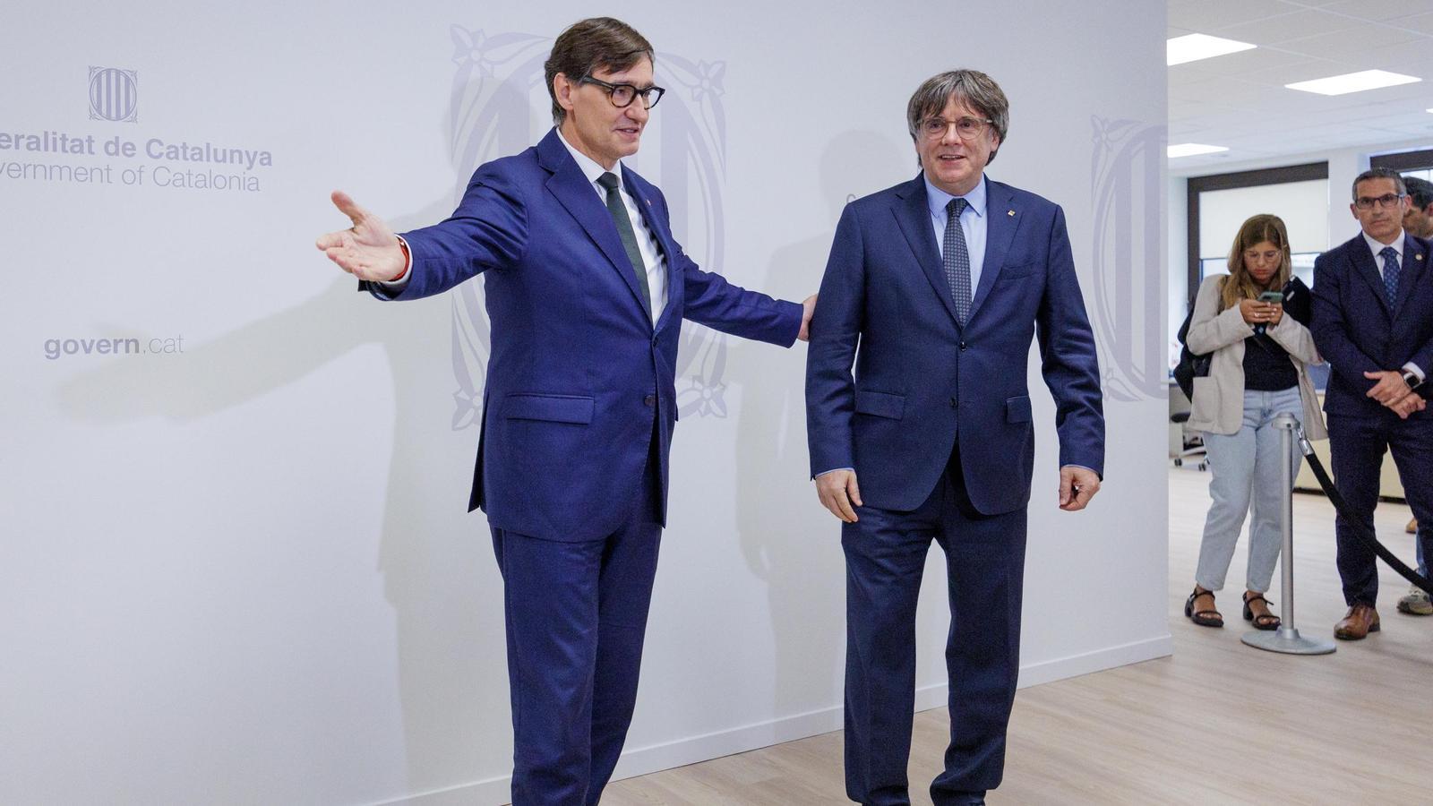 Katalonya'da Af Yasası Tartışmaları: Illa'dan Puigdemont İçin Dönüş Çağrısı