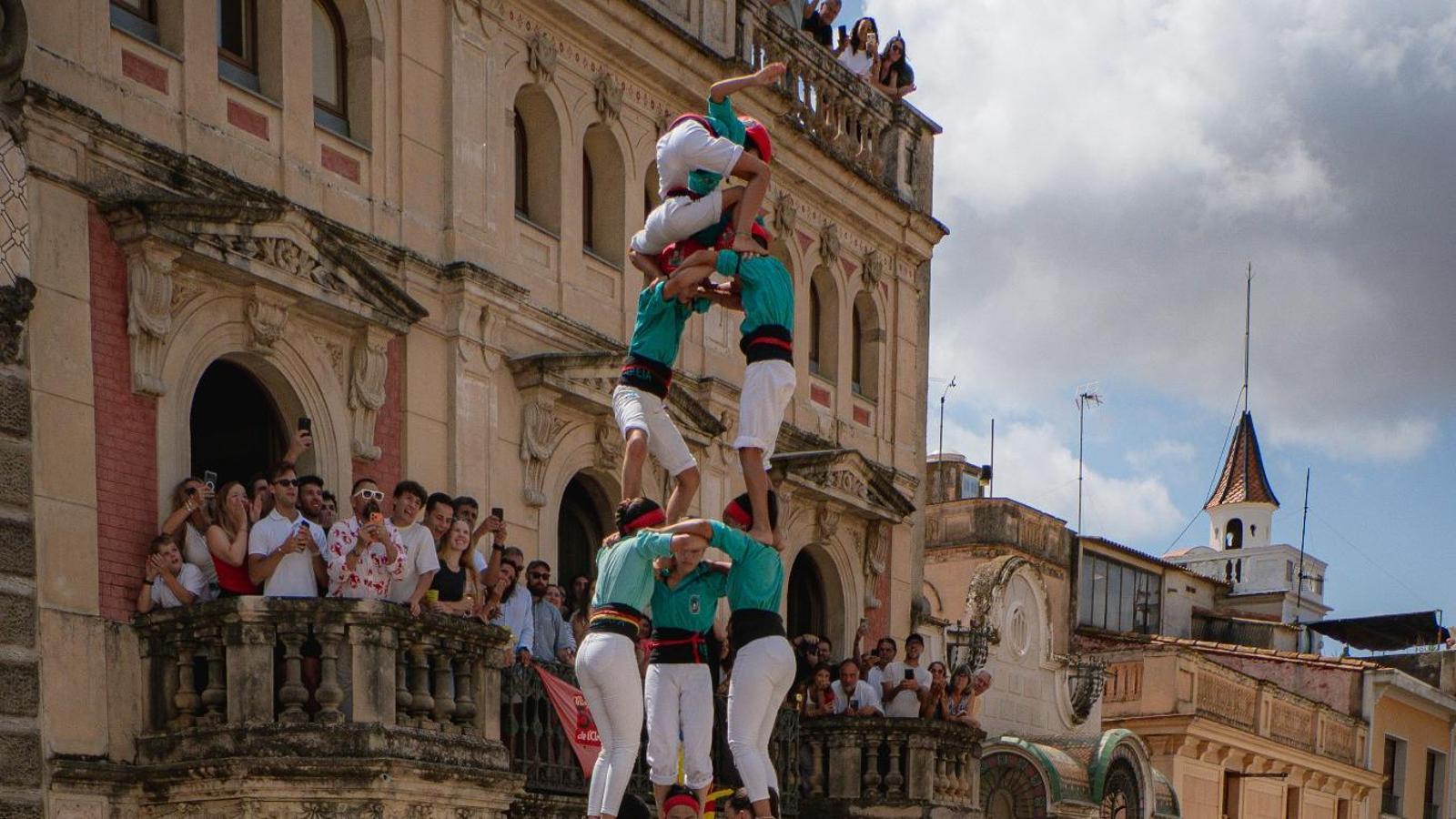 Tarragona'da Sant Magí Festivali Tarihe Geçti: İnsan Kuleleri Rekorları Kırdı